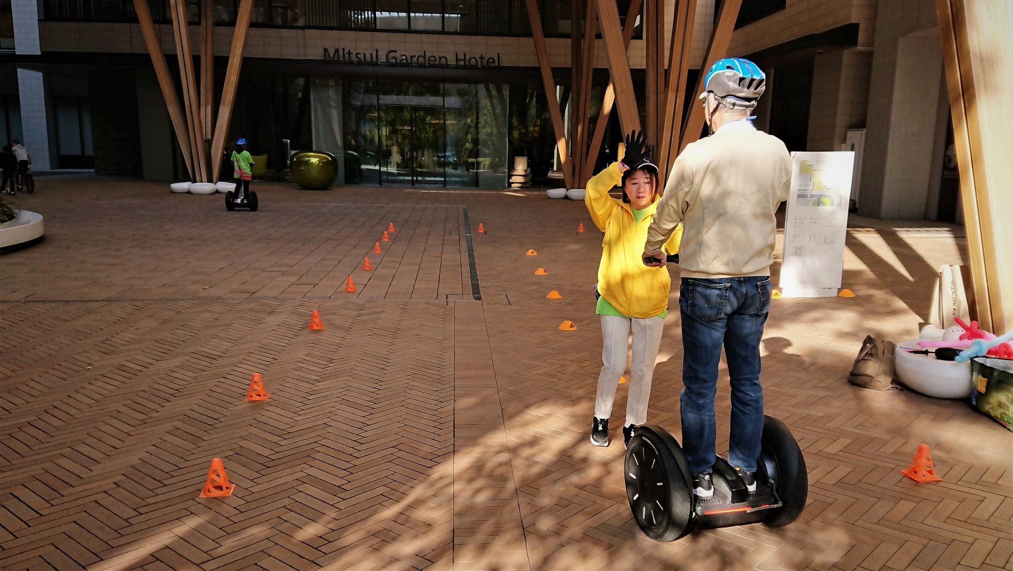 セグウェイ体験試乗会とデモンストレーション 柏の葉ナビ